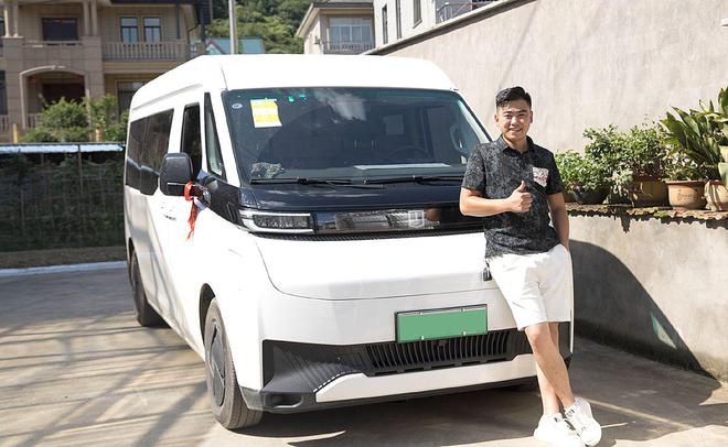 运输人口碑高效创富纯电轻客”奖项凯发远程超级VAN荣获第七届“(图6)